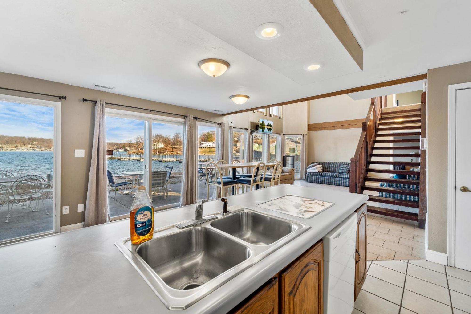 Lazy Gator House- Sleep 20- Bachelor Parties Welcome Lake Ozark Buitenkant foto